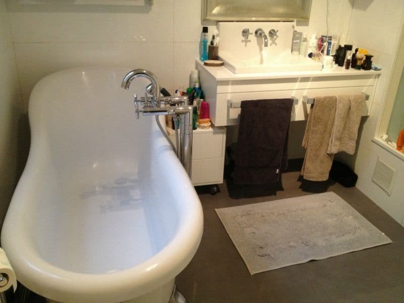 1-Bedroom Apartment in Barcelona, photo 3