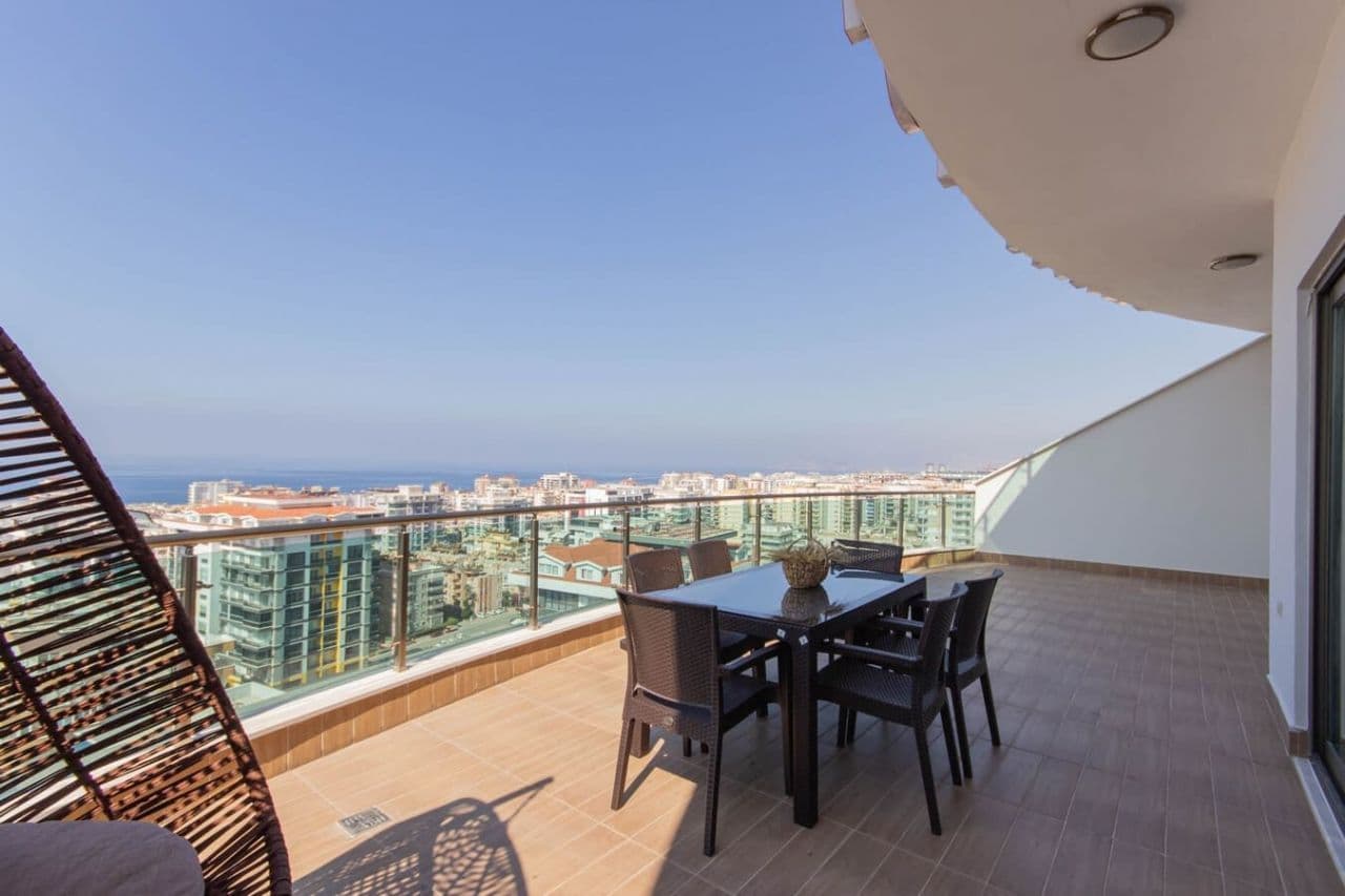 3-Bedroom Penthouse in Mahmutlar, Alanya