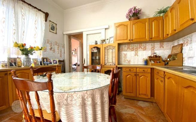 Большая квартира с парковкой всего в 300 м от моря на Пелопоннесе, Греция, фото 5
