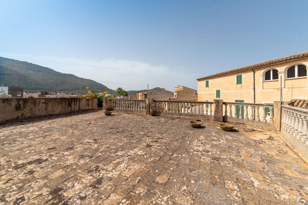 7-Bedroom Townhouse in Andratx, photo 4