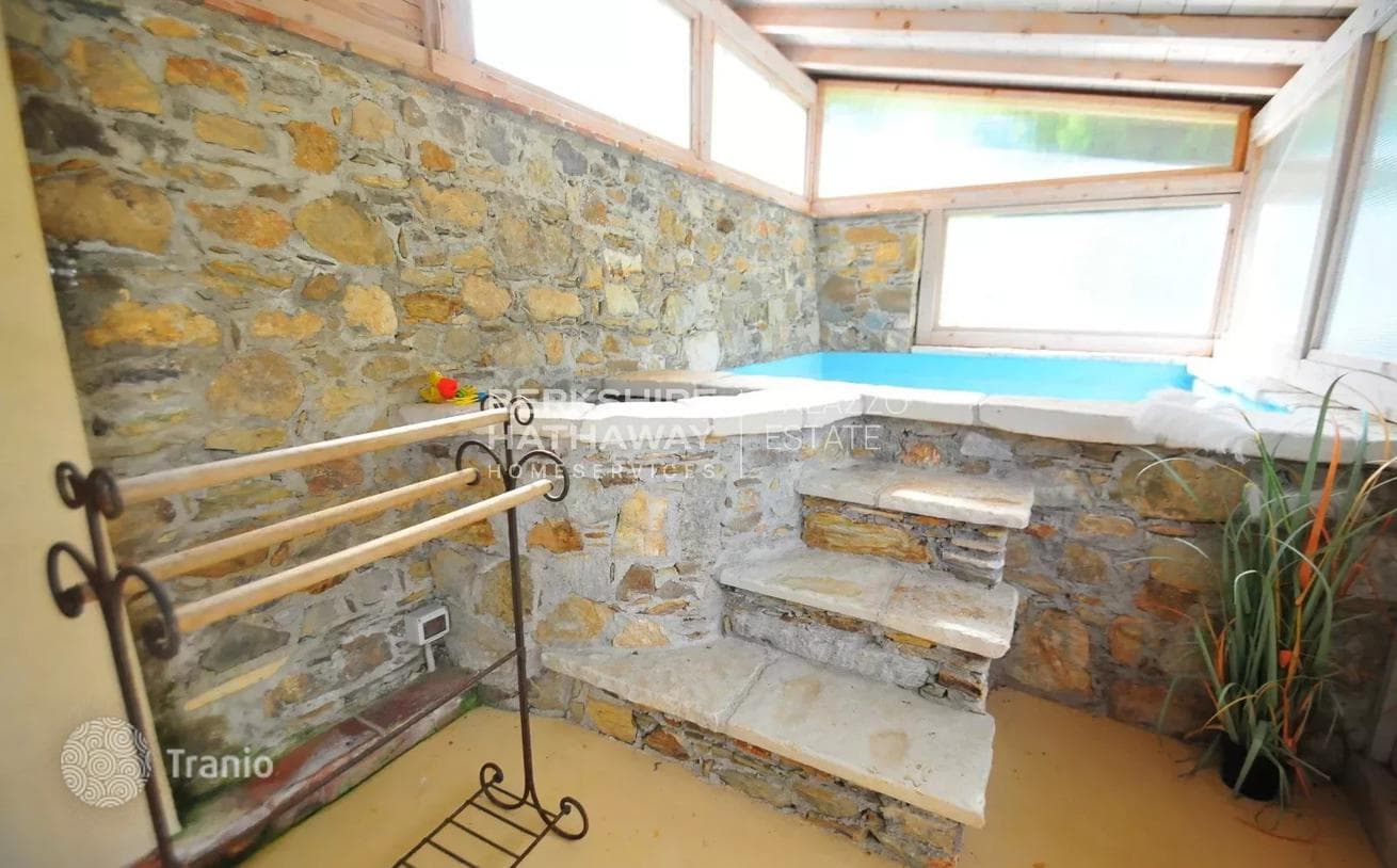 4-Bedroom House in Pietrasanta, Italy, photo 4