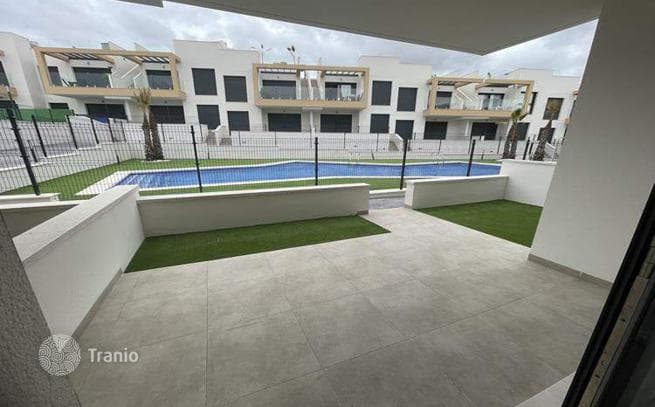 2-Bedroom Penthouse with Roof Terrace in Los Balcones, Torrevieja, photo 4