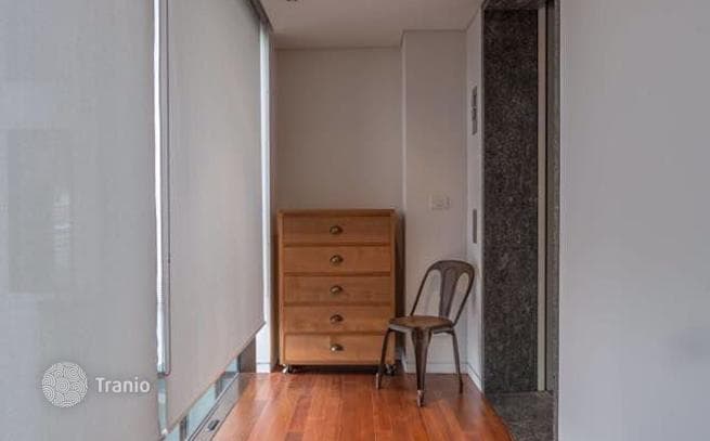 1-Bedroom Condo in Pathum Wan, Bangkok, photo 5