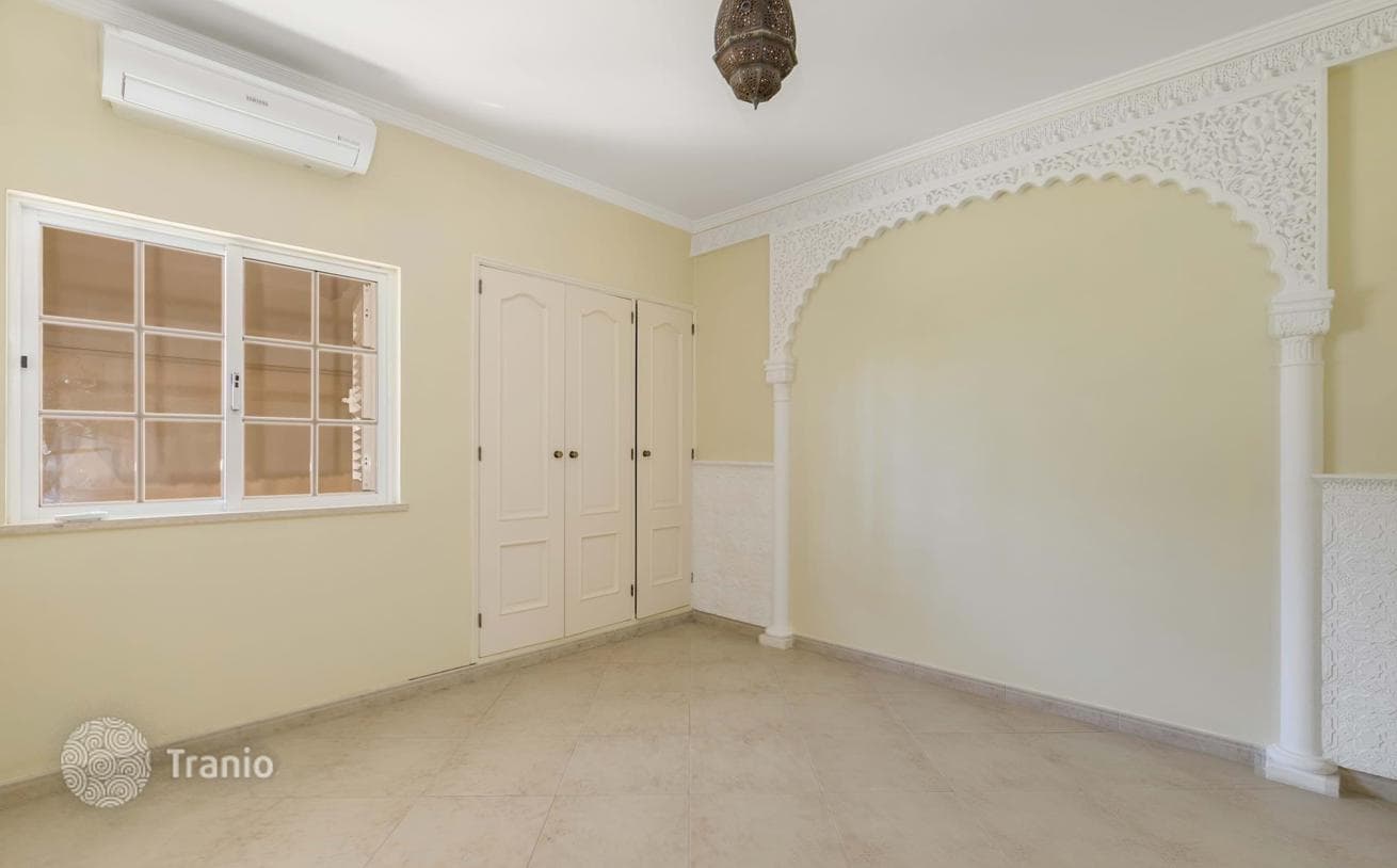 4-Bedroom Townhouse in Albufeira, Portugal, photo 2