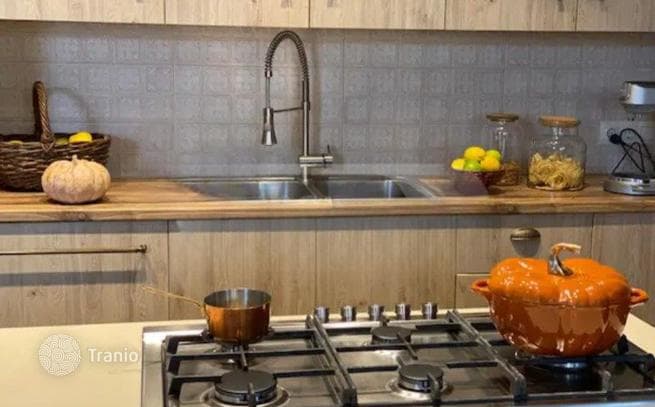 2-Bedroom Apartment in Saburtalo, Tbilisi, photo 2