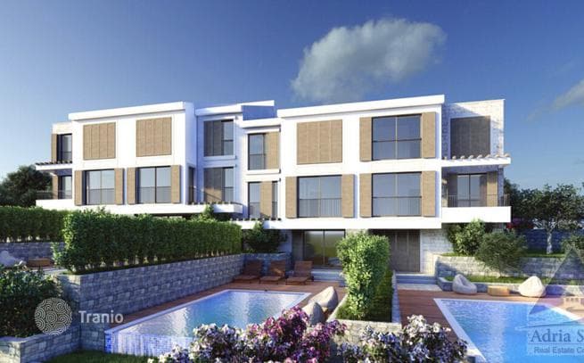 2-Bedroom Villa with Sea View in Budva, photo 2