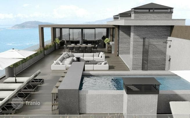 4-Bedroom Penthouse with Roof Terrace and Sea View in Batumi, photo 3