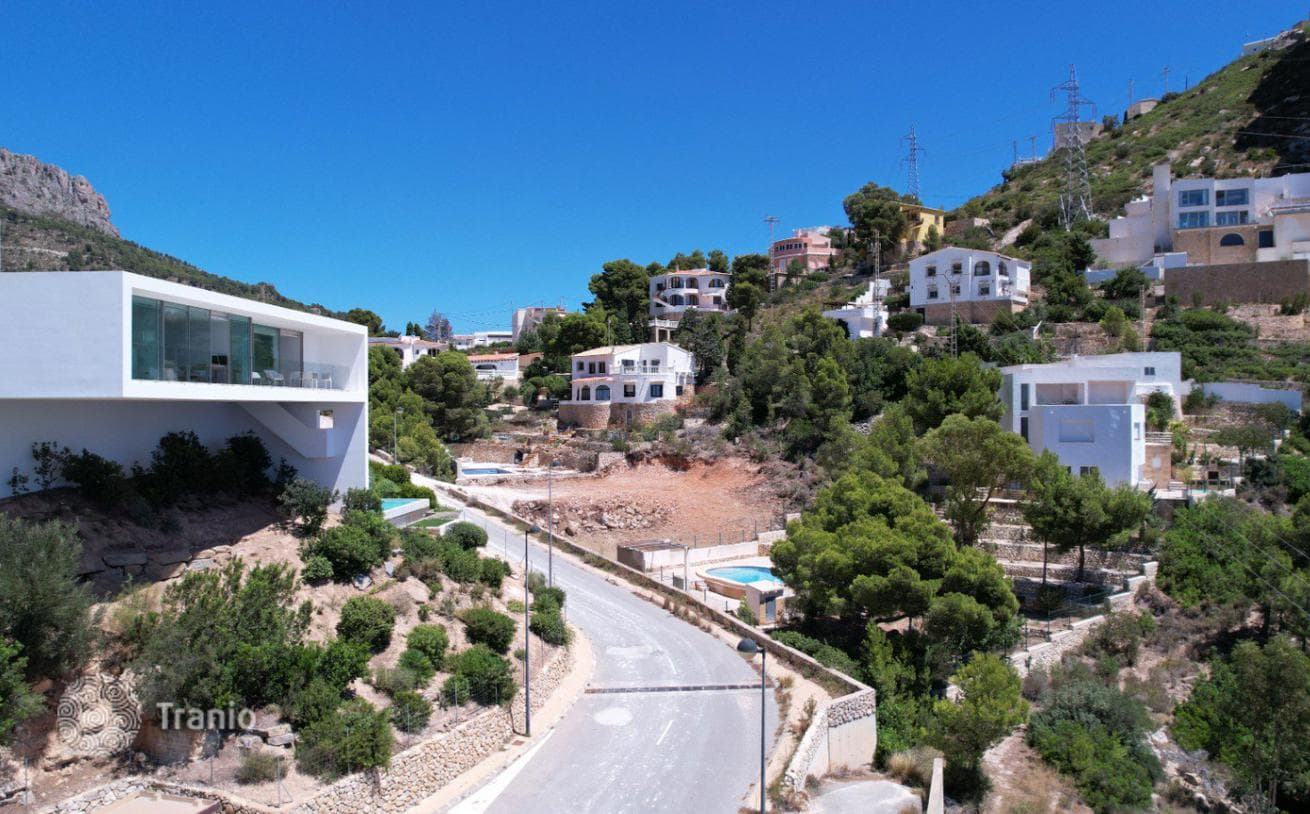 4-Bedroom House with 493 m² in Calpe, Spain, photo 3