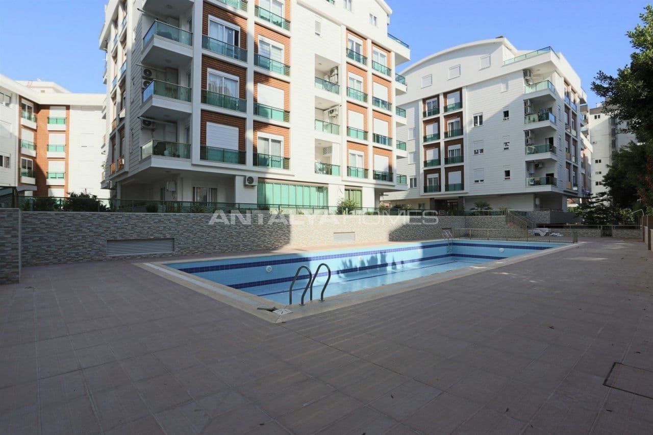 2-Bedroom Penthouse in Konyaalti, Antalya
