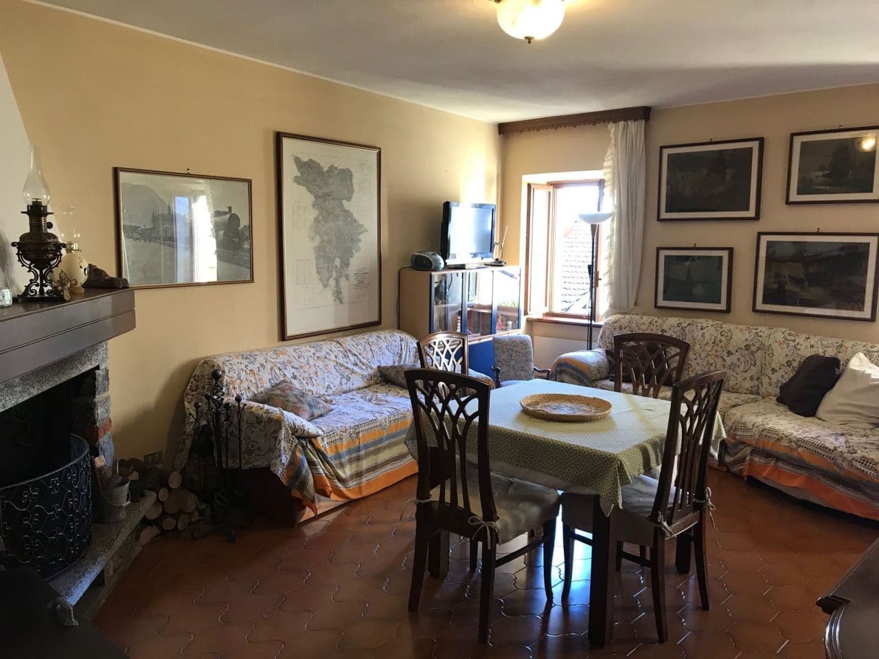 2-Bedroom Apartment in Menaggio, Como, photo 3