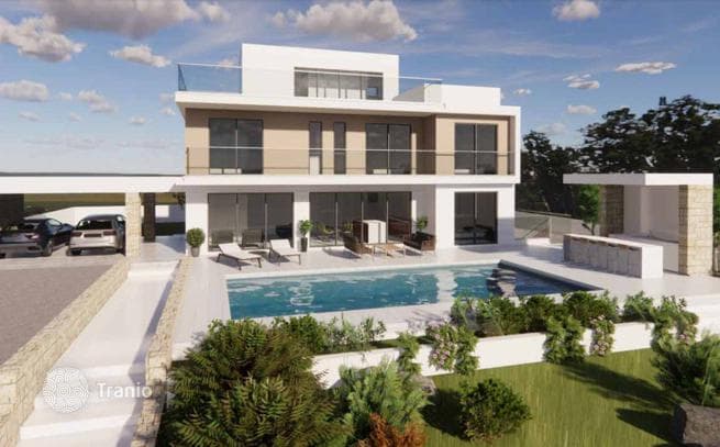 4-Bedroom Luxury Villa in Peyia, Cyprus