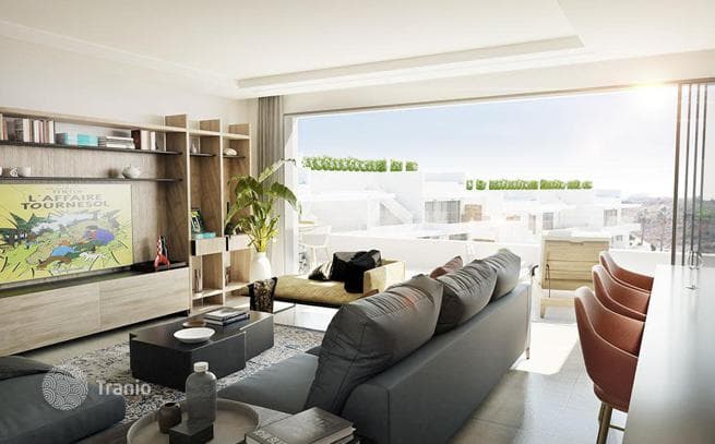 2-Bedroom Penthouse with Terrace in Estepona, Spain, photo 2