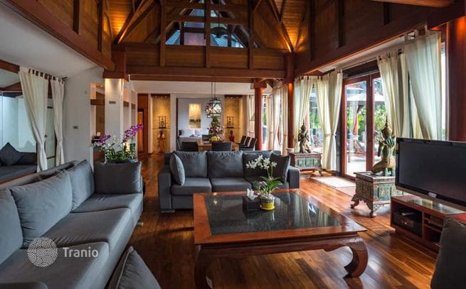 5-Bedroom Luxury Villa with Panoramic Sea Views and Private Pool in Phuket
