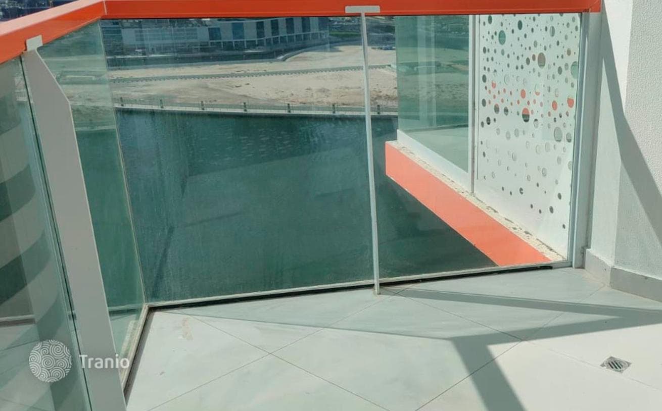 Studio with Canal View in Business Bay, Dubai, photo 4