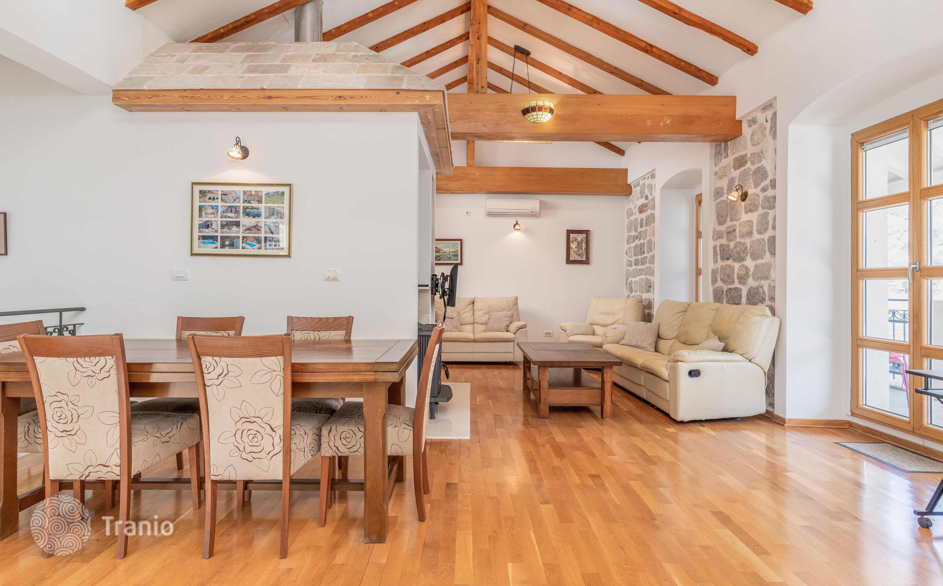 1-Bedroom Villa with Private Pool and Bay View in Kotor