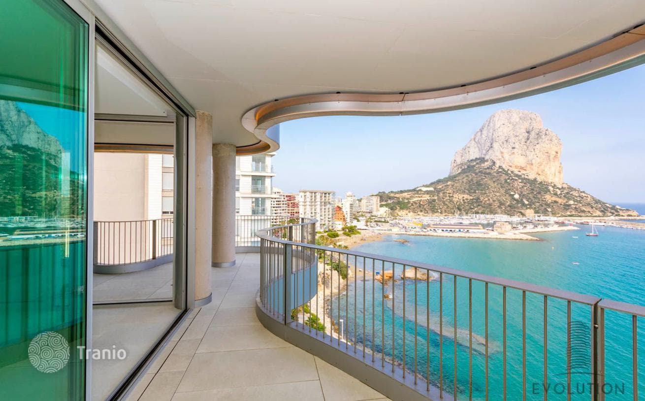 3-Bedroom Apartment with Panoramic Sea Views in Calpe, Alicante, photo 4