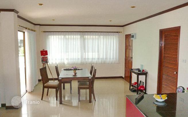 1-Bedroom Condo with 132 m² in Patong, Phuket, photo 4