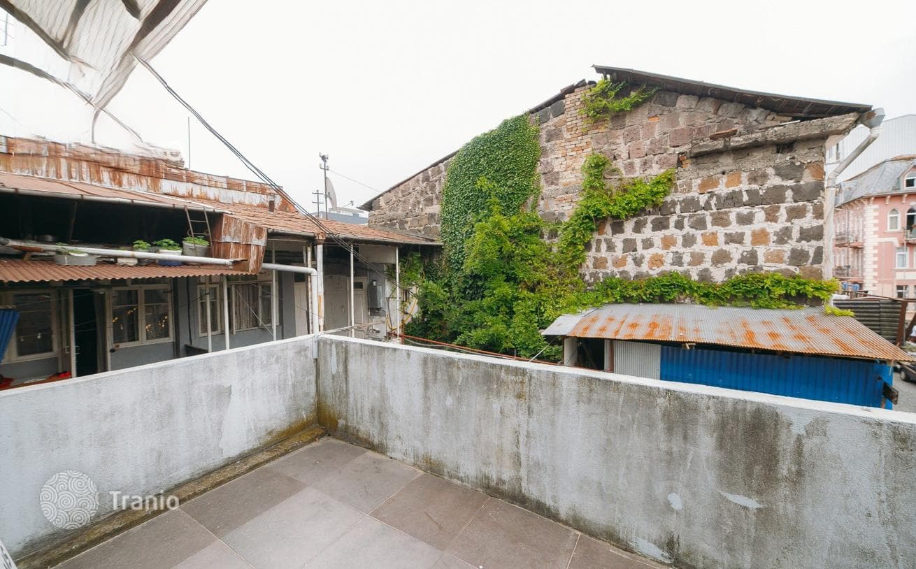 3-Bedroom Apartment in Historic Batumi City Center