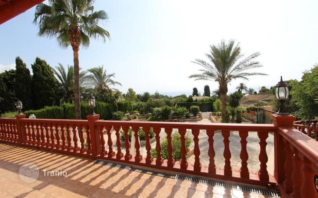 6-Bedroom House with 2 Apartments in Calpe, photo 4