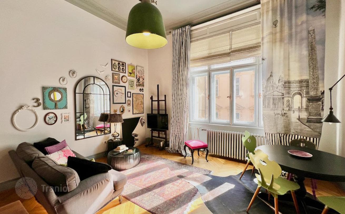 1-Bedroom Apartment in District V, Budapest, photo 2