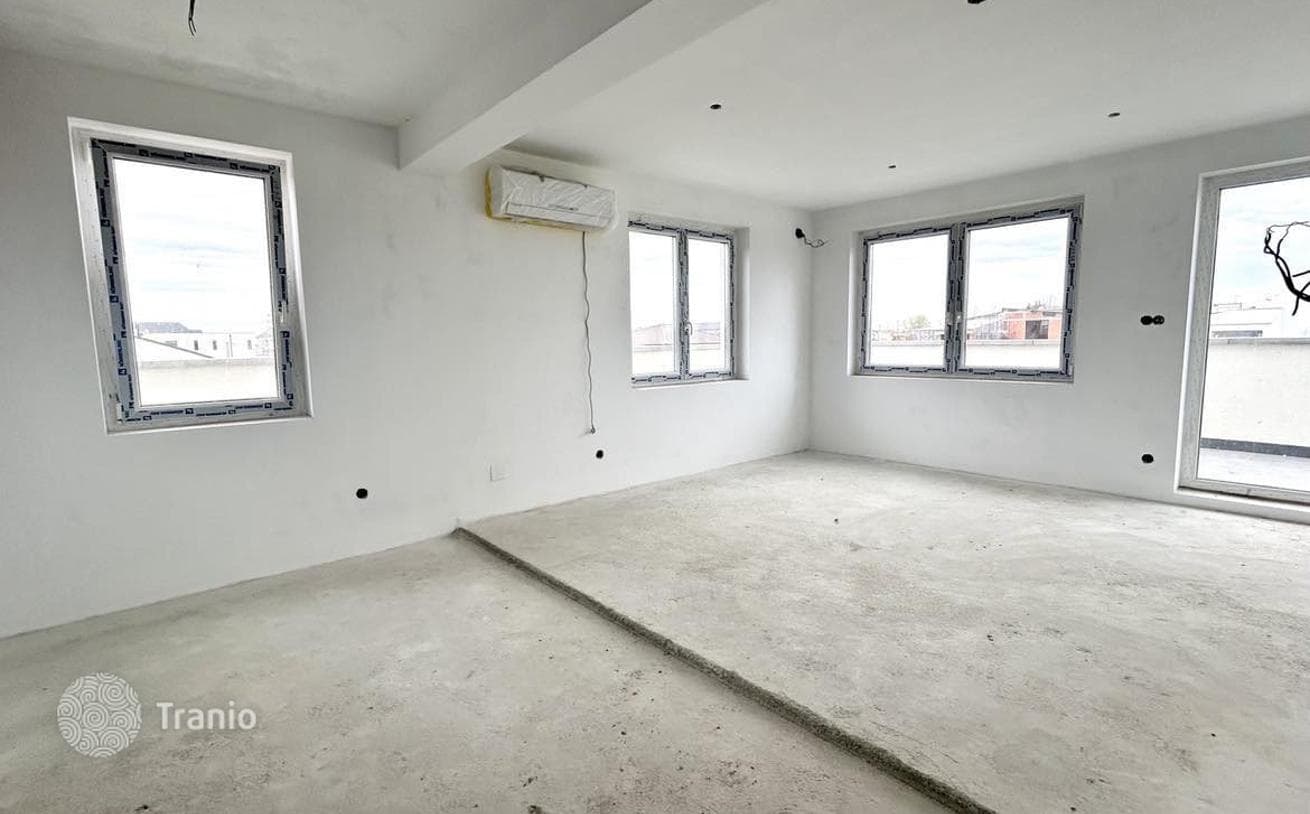 3-Bedroom Townhouse in Debrecen, Hungary, photo 2