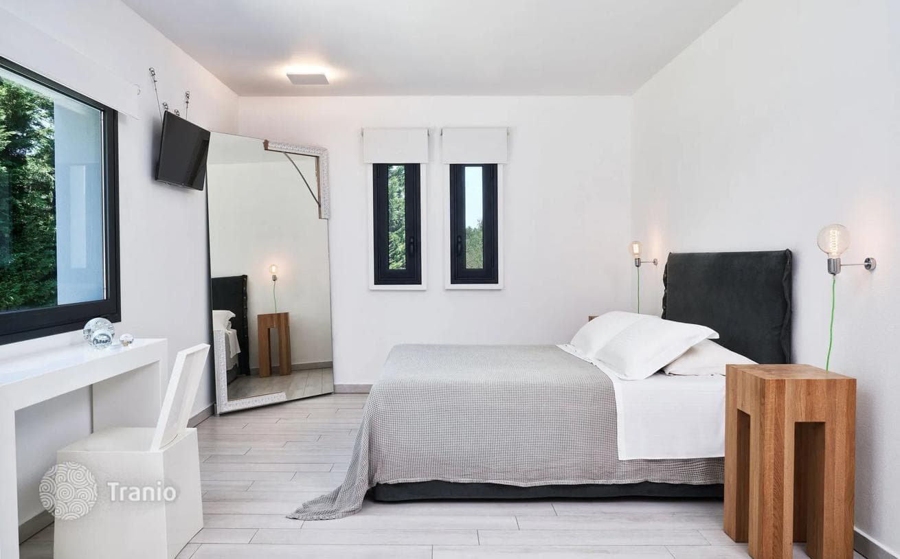 6-Bedroom Villa in Corfu, photo 2