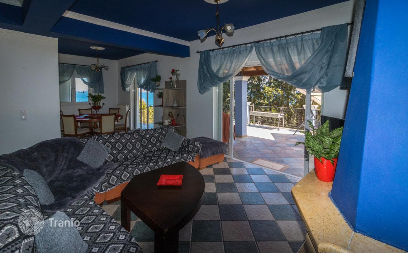 3-Story House with 2 Apartments 50 m from the Beach in Bukari, Corfu, photo 5