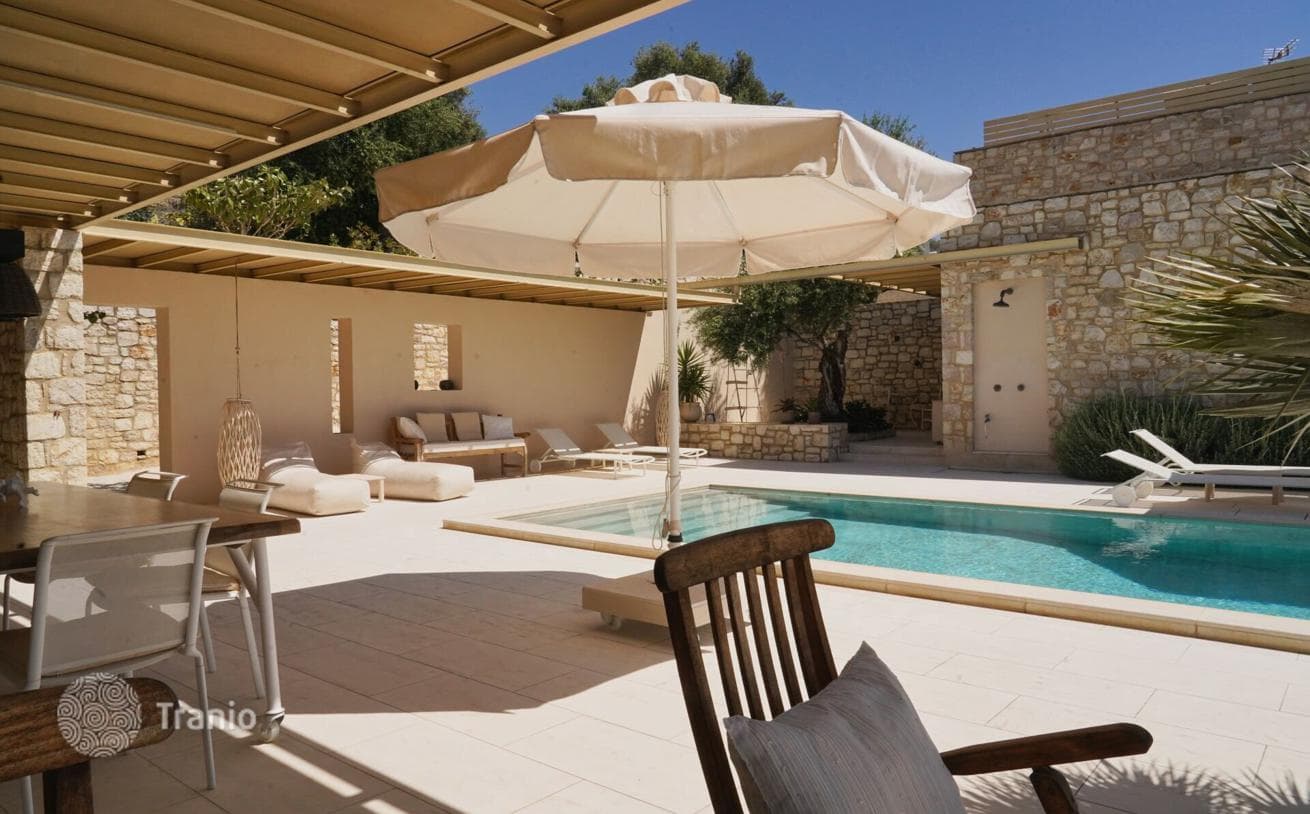 3-Bedroom Villa with Guest House, Private Pool and Sea View on the Peloponnese, photo 5