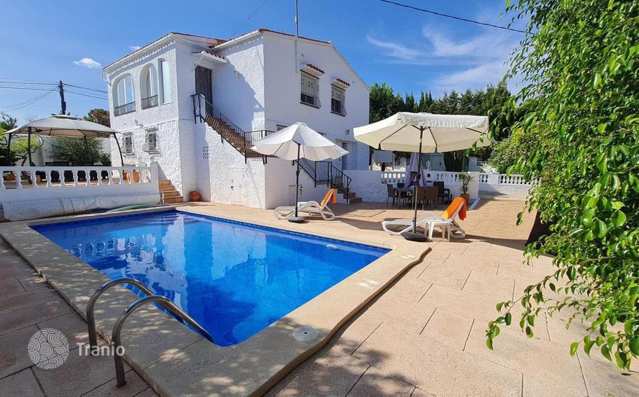 Modern Villa with Private Pool and Garden in Calpe, photo 5