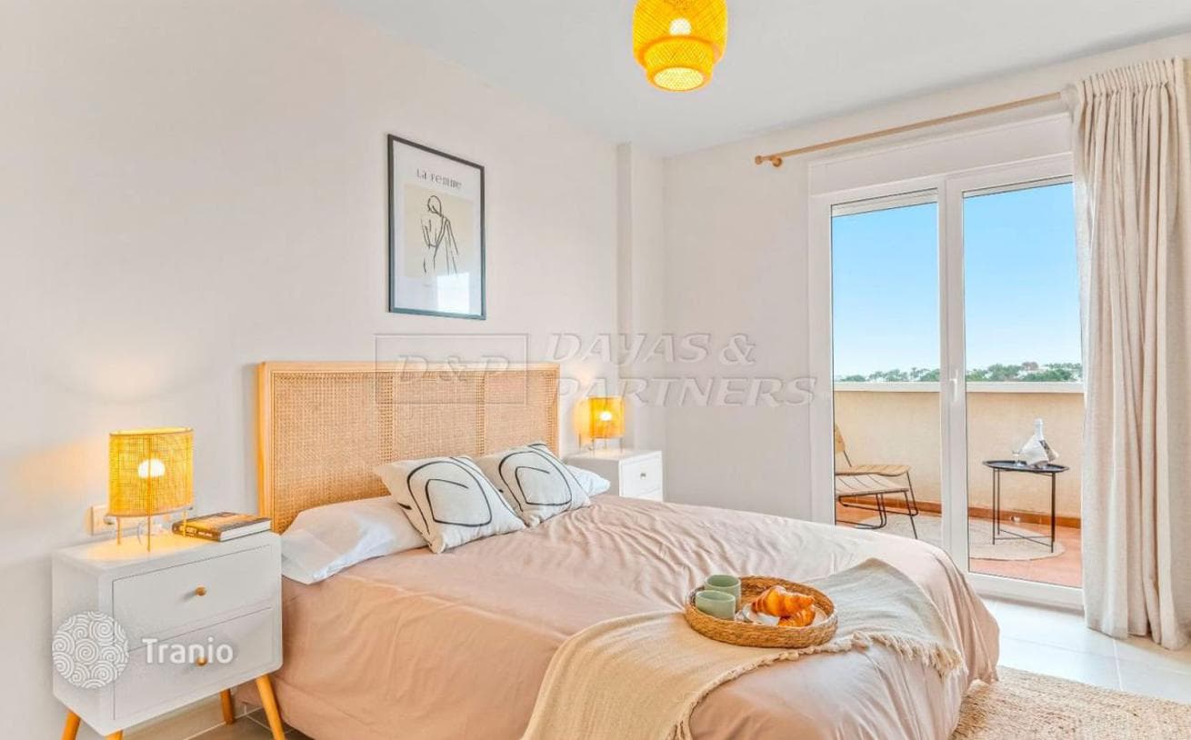 1-Bedroom Penthouse in Denia, Orihuela Costa, photo 5