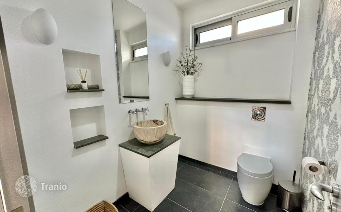 4-Bedroom House in Aradippou, Cyprus, photo 2