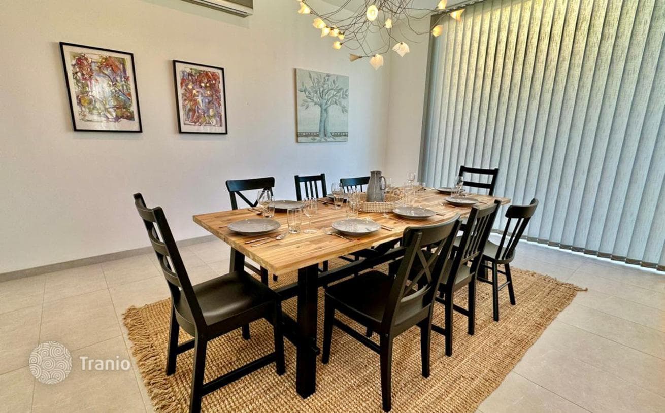 4-Bedroom House in Aradippou, Cyprus, photo 4