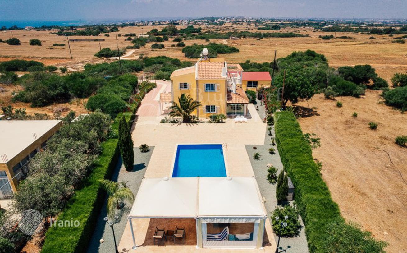 4-Bedroom Villa with Sea Views in Faros, Ayia Napa