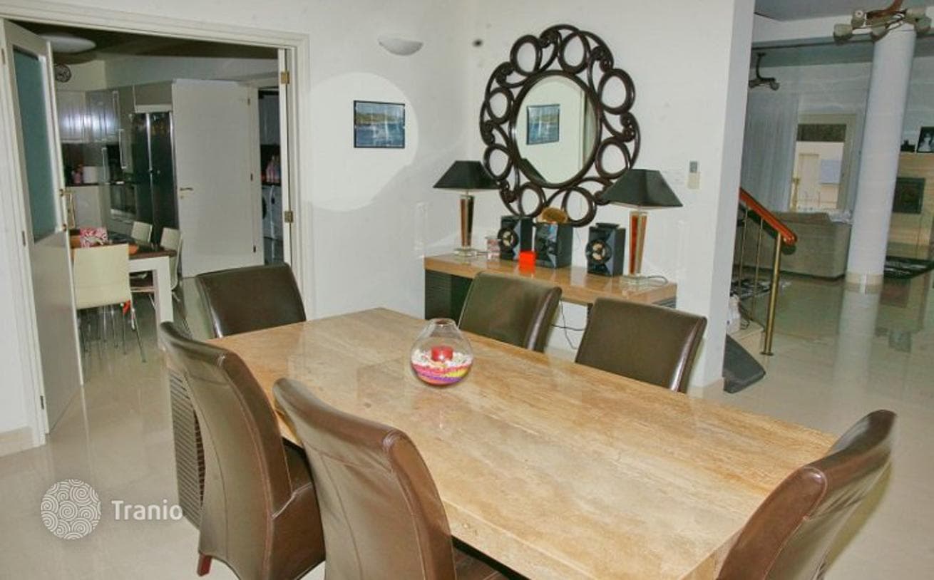 4-Bedroom Villa with Private Pool in Limassol, Cyprus, photo 2
