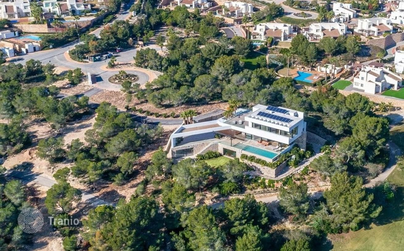 Land Plot in Konia, Cyprus