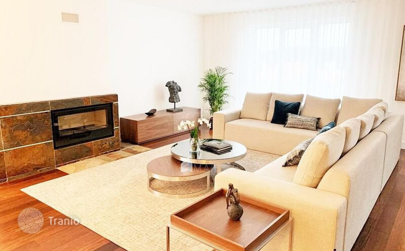4-Bedroom Duplex Apartment in Estoril, Lisbon, photo 3