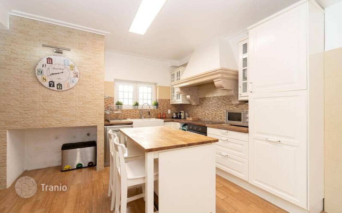 6-комнатная вилла 374 м² в Лиссабоне, Португалия