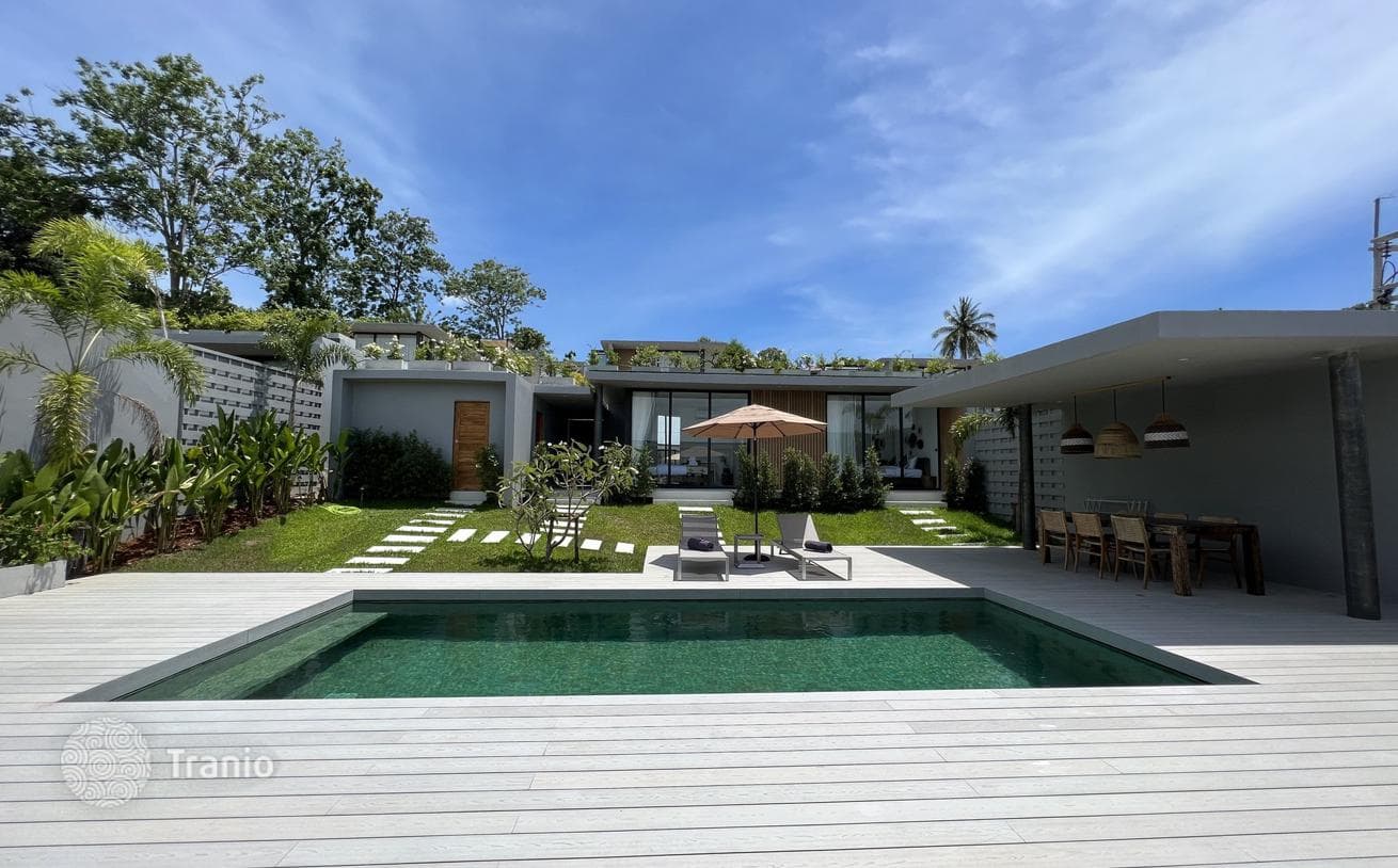 Complex of 6 Villas with Private Pools near Choeng Mon Beach, Koh Samui