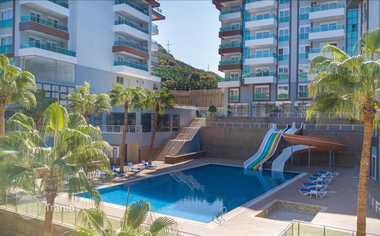 1-Bedroom Furnished Apartment with Shared Pools 400 m from the Beach in Kargicak