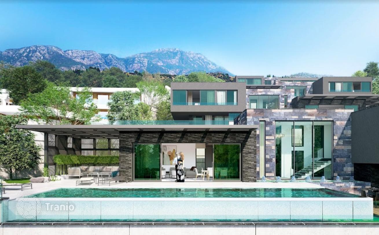 4-Bedroom Villa with Sea and Castle Views in Bektash, Alanya