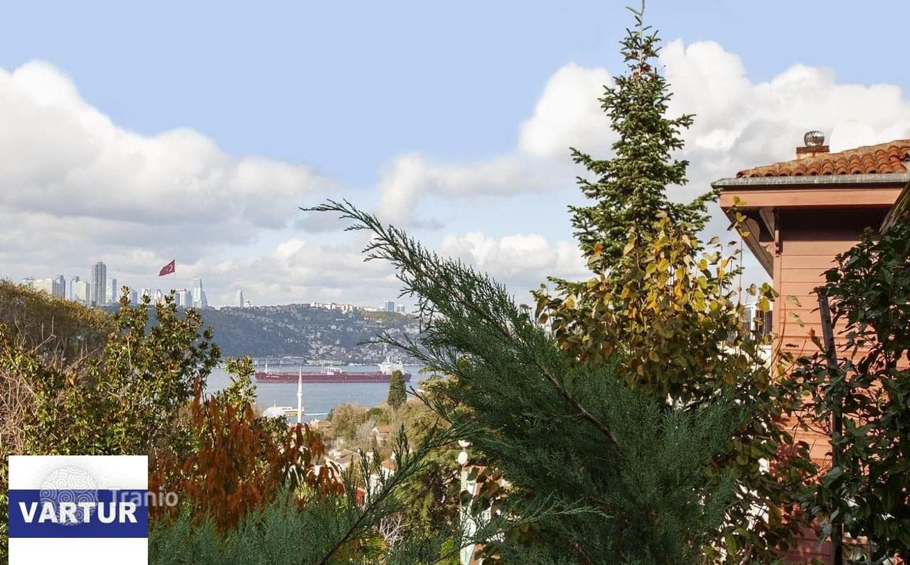 6-Bedroom Villa in Uskudar, Istanbul