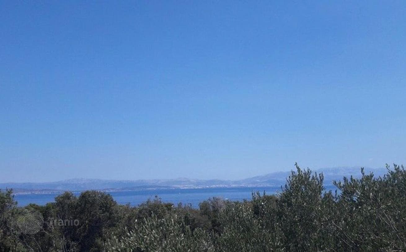 2,000 m² Land Plot 150 m from the Sea in Solta, Croatia, photo 5