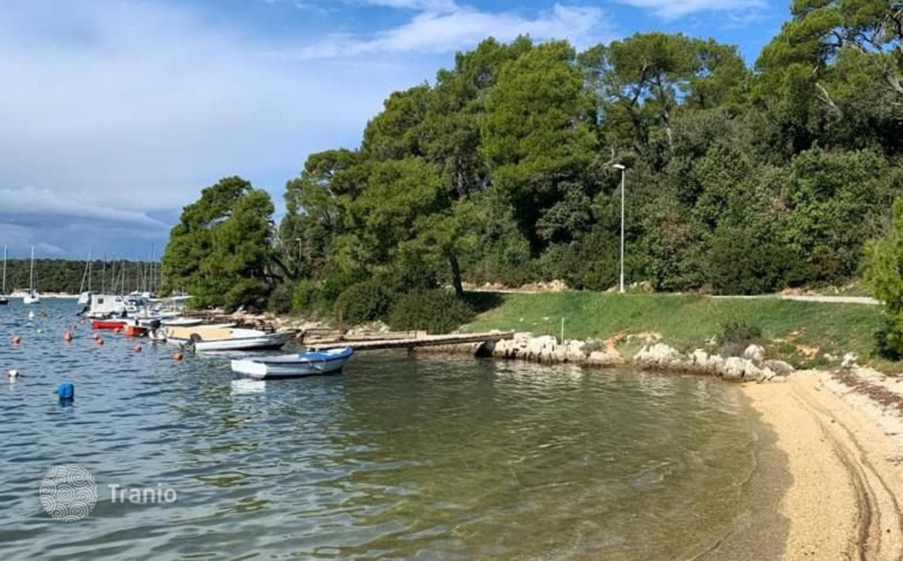 Land Plot in Banjole, Dalmatia, photo 5