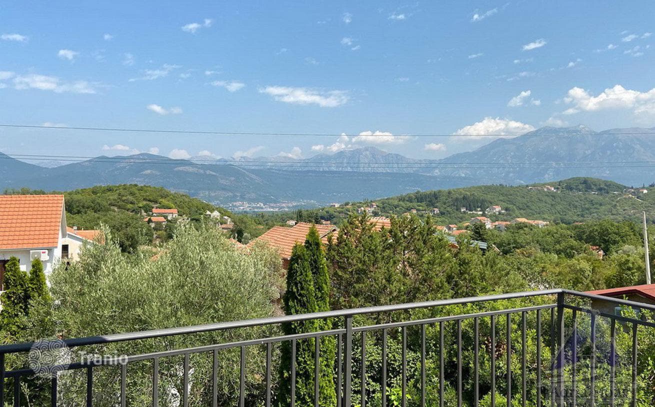 7-Bedroom Villa with Shared Pool in Gosici, Budva