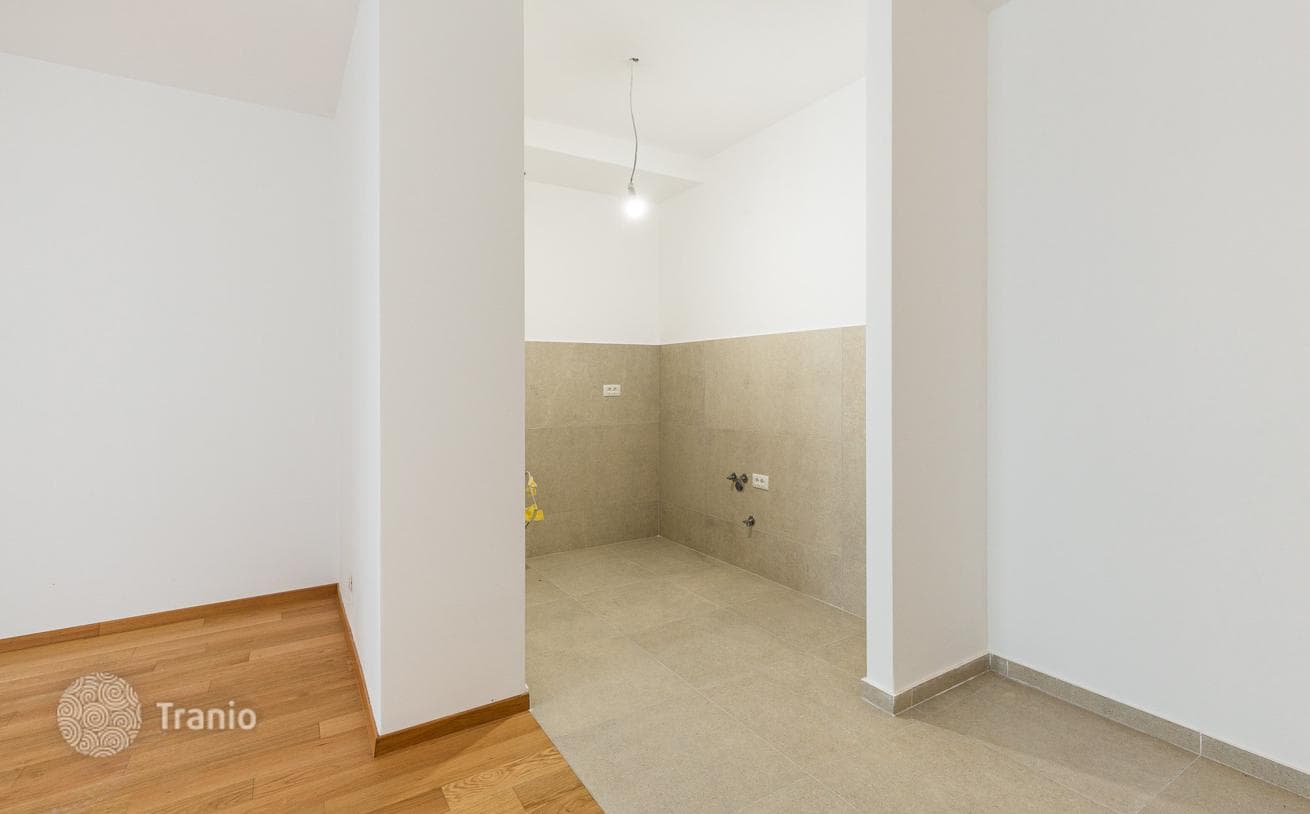 1-Bedroom Apartment with Sea View in Becici, Montenegro, photo 4