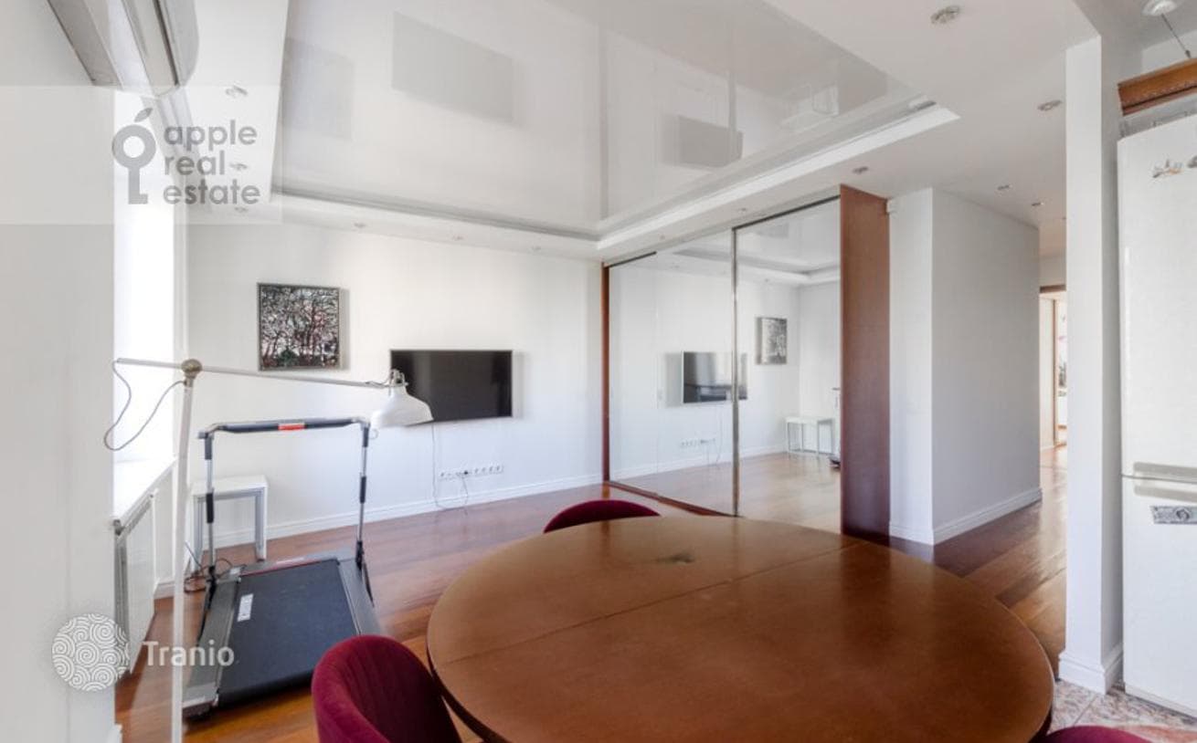 2-Bedroom Apartment in Presnensky District, Moscow, photo 2