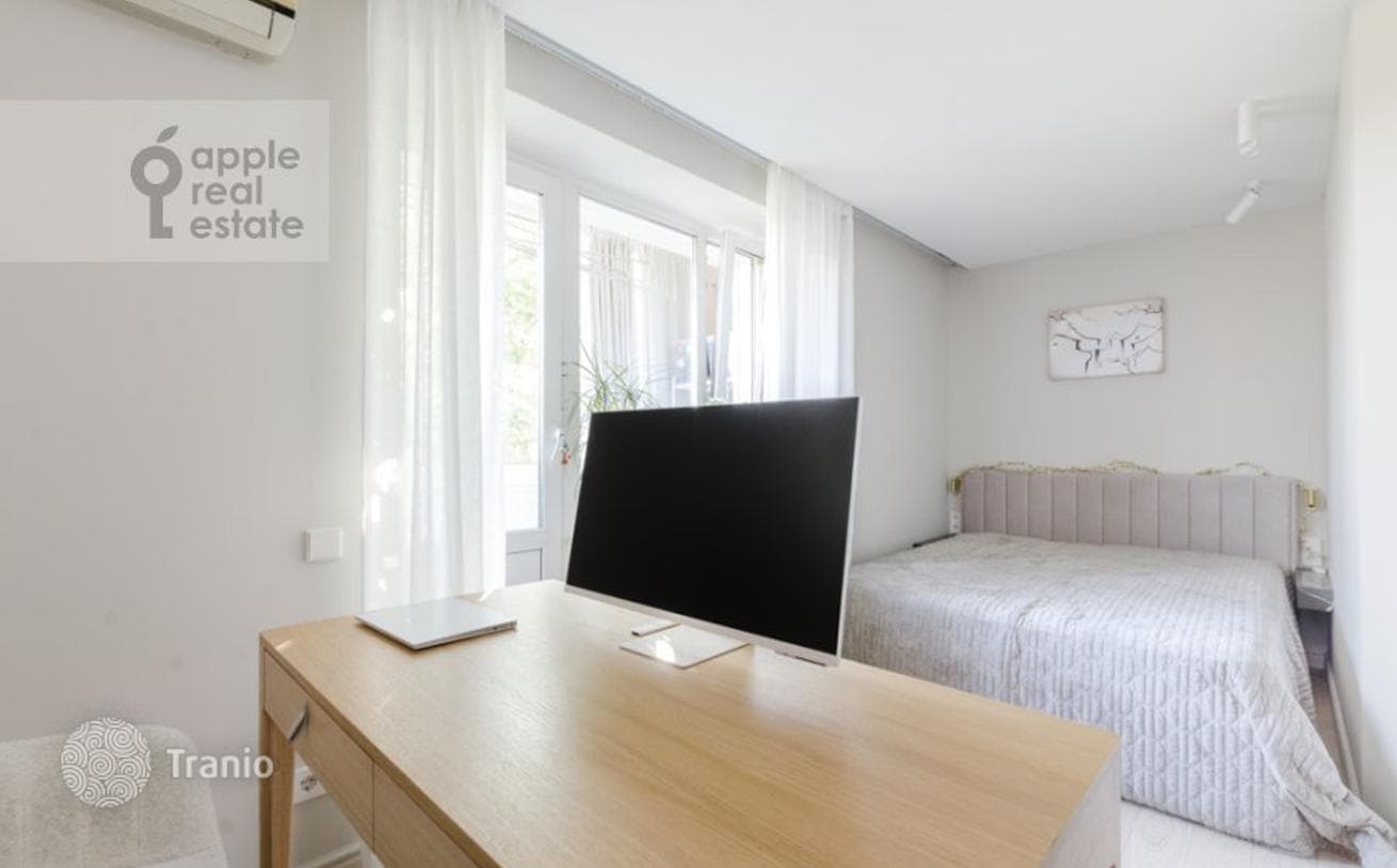2-Bedroom Apartment in Presnensky District, Moscow, photo 3