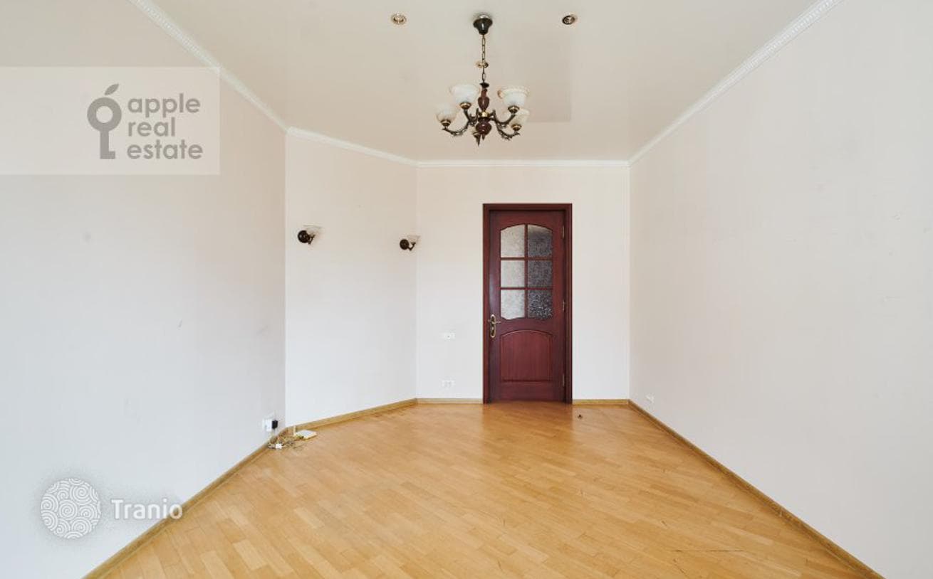 1-Bedroom Apartment in Meshchansky District, Moscow