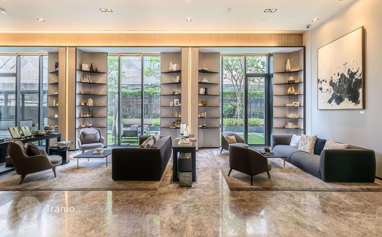 2-Bedroom Condo in Watthana, Bangkok
