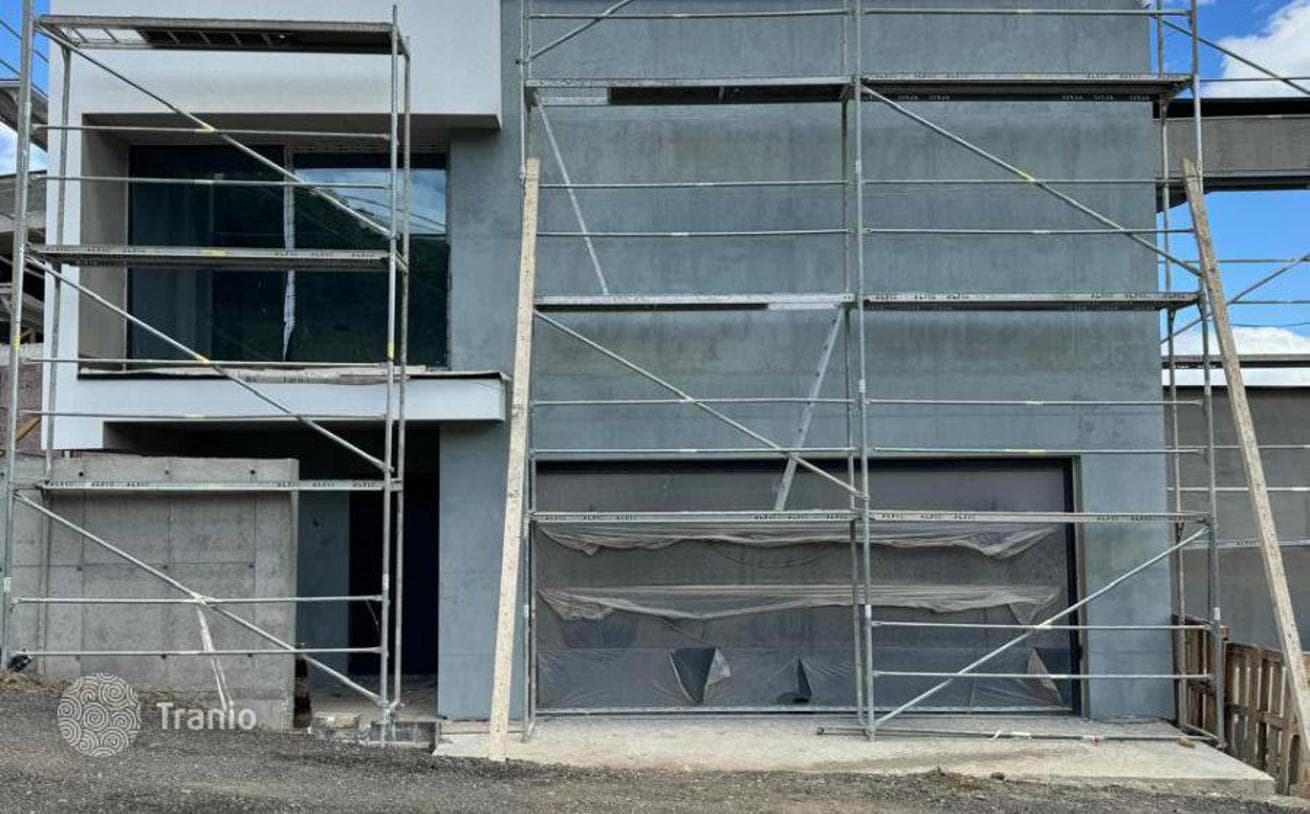 House 593 m² in Tbilisi, photo 2